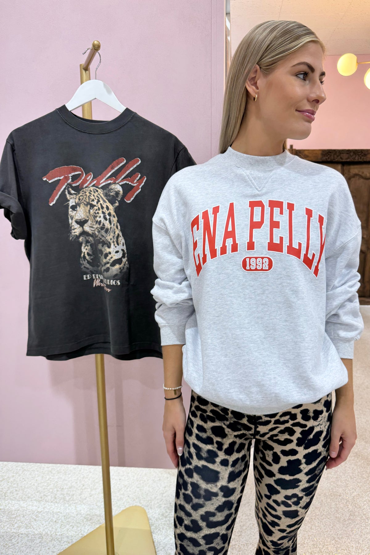 Ena Pelly Classic Collegiate Sweatshirt | White Marle / Red
