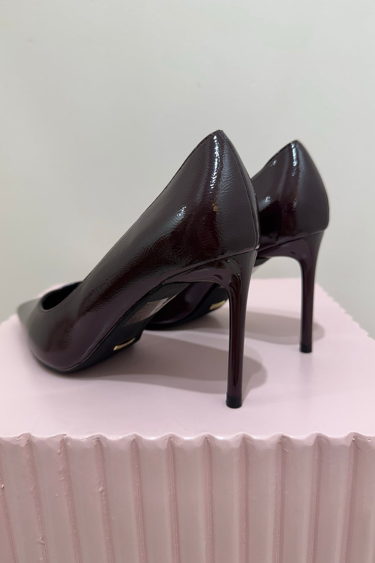 Billini Fabiola Pump | Mulberry Crinkle Patent