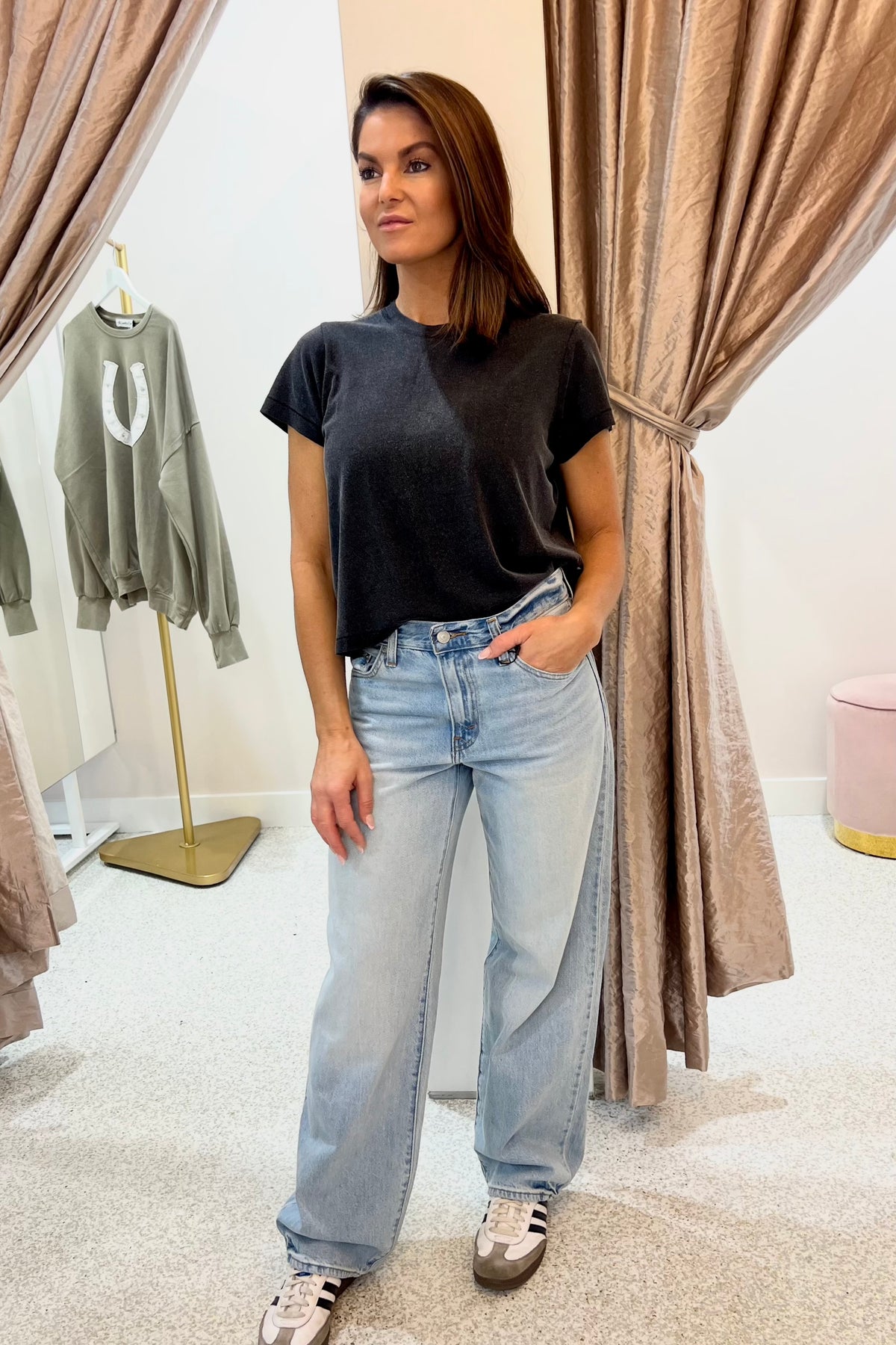 The Laundry Room Perfect Tee | Black Snow