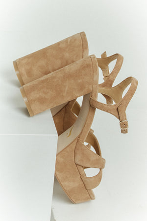 Siren Hannah Platform Heels | Camel Tan Suede