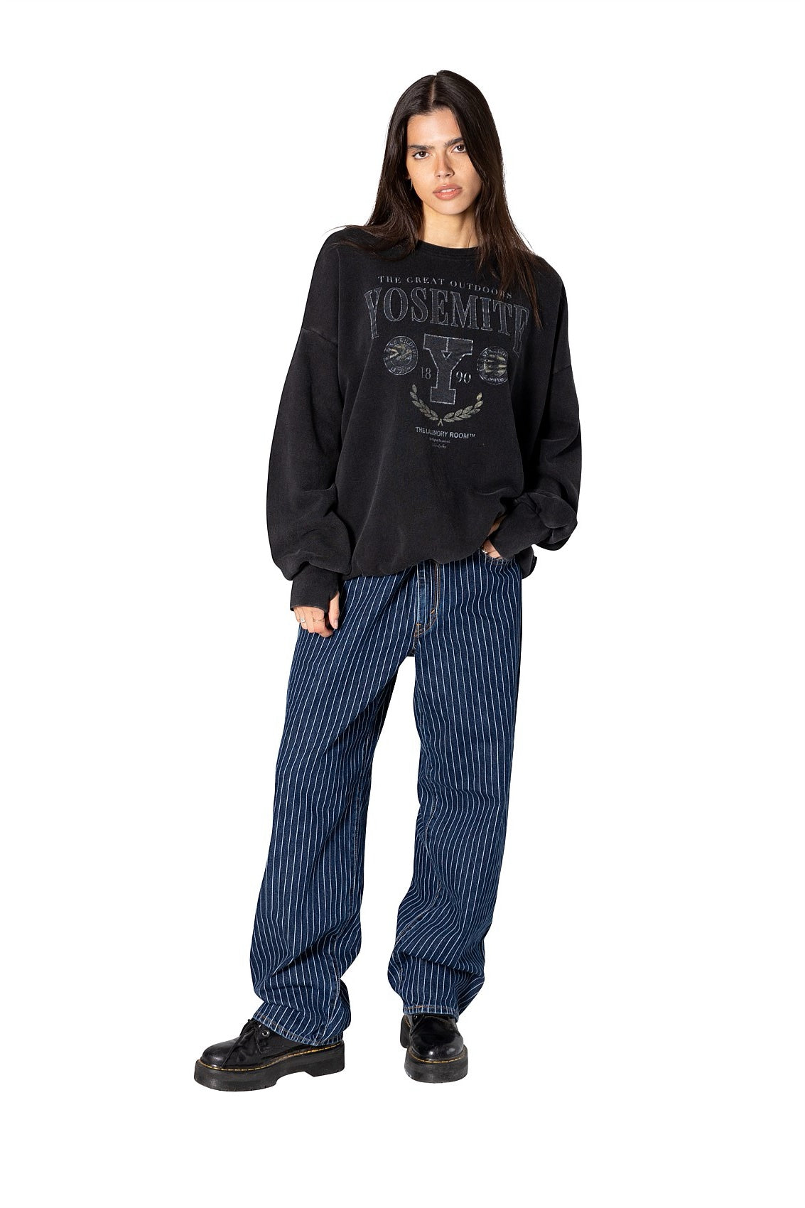 The Laundry Room Team Yosemite Jumper | Black Snow