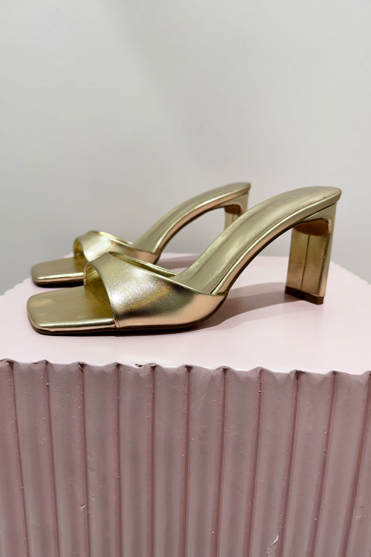 Billini Kimberly Heel | Gold Metallic