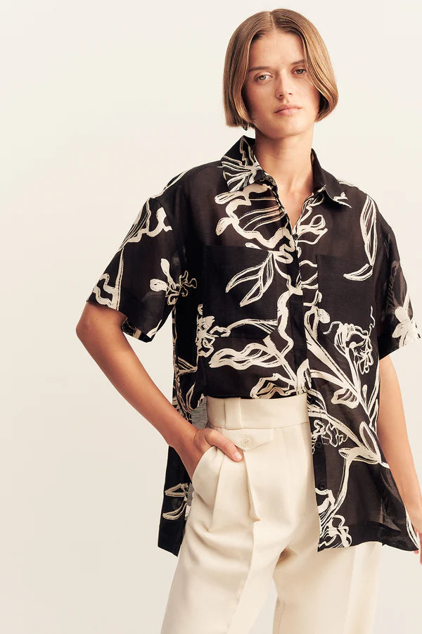 Shona Joy Lila Short Sleeve Shirt | Shadow Bloom