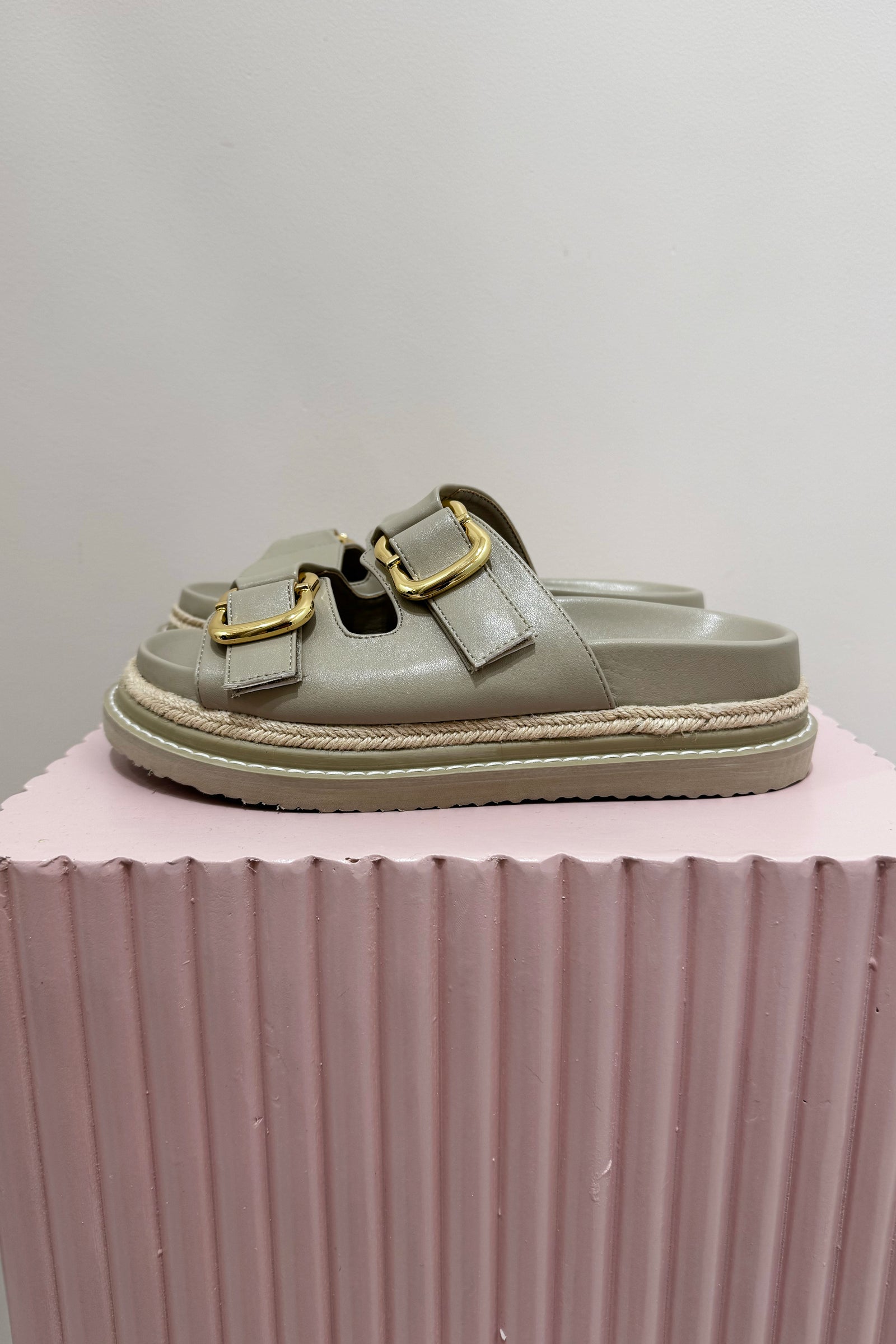 Billini Alessia Slide | Stone