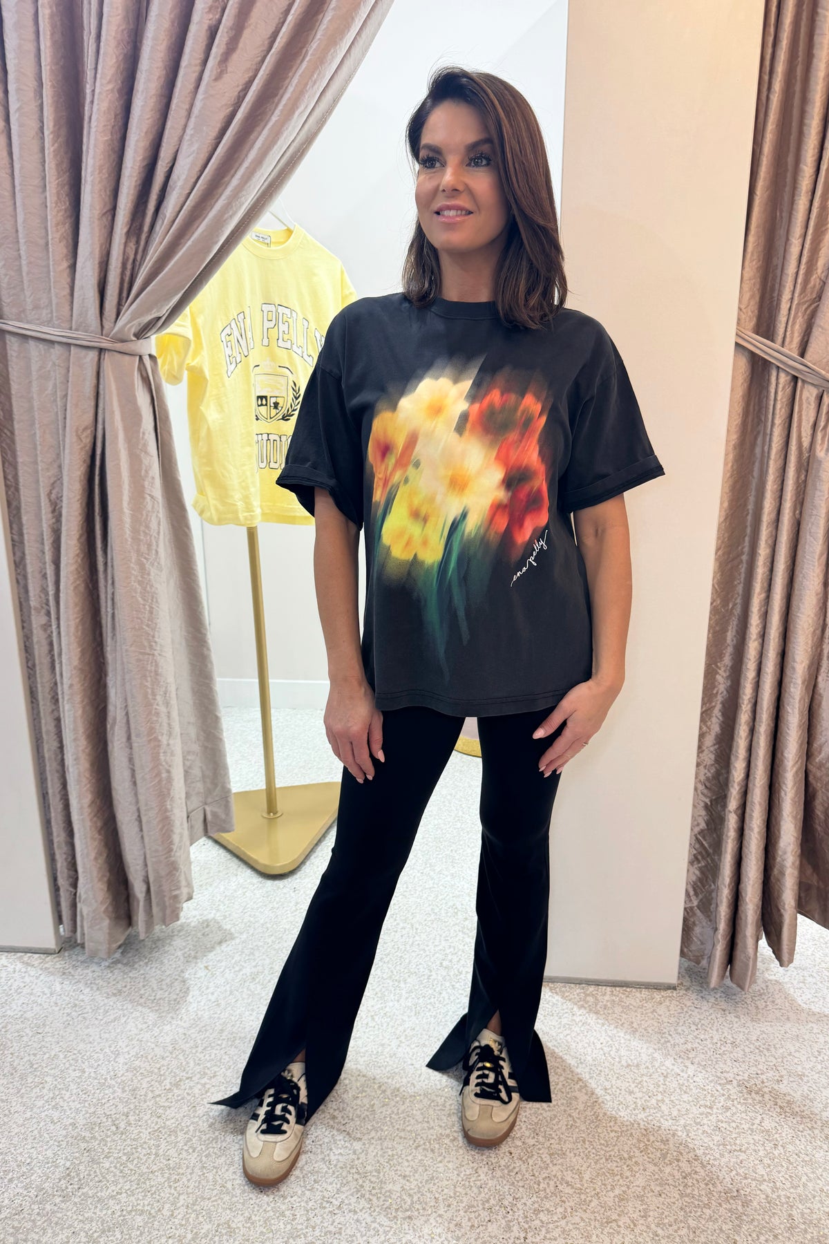 Ena Pelly Blurred Sunflowers Tee | Vintage Black