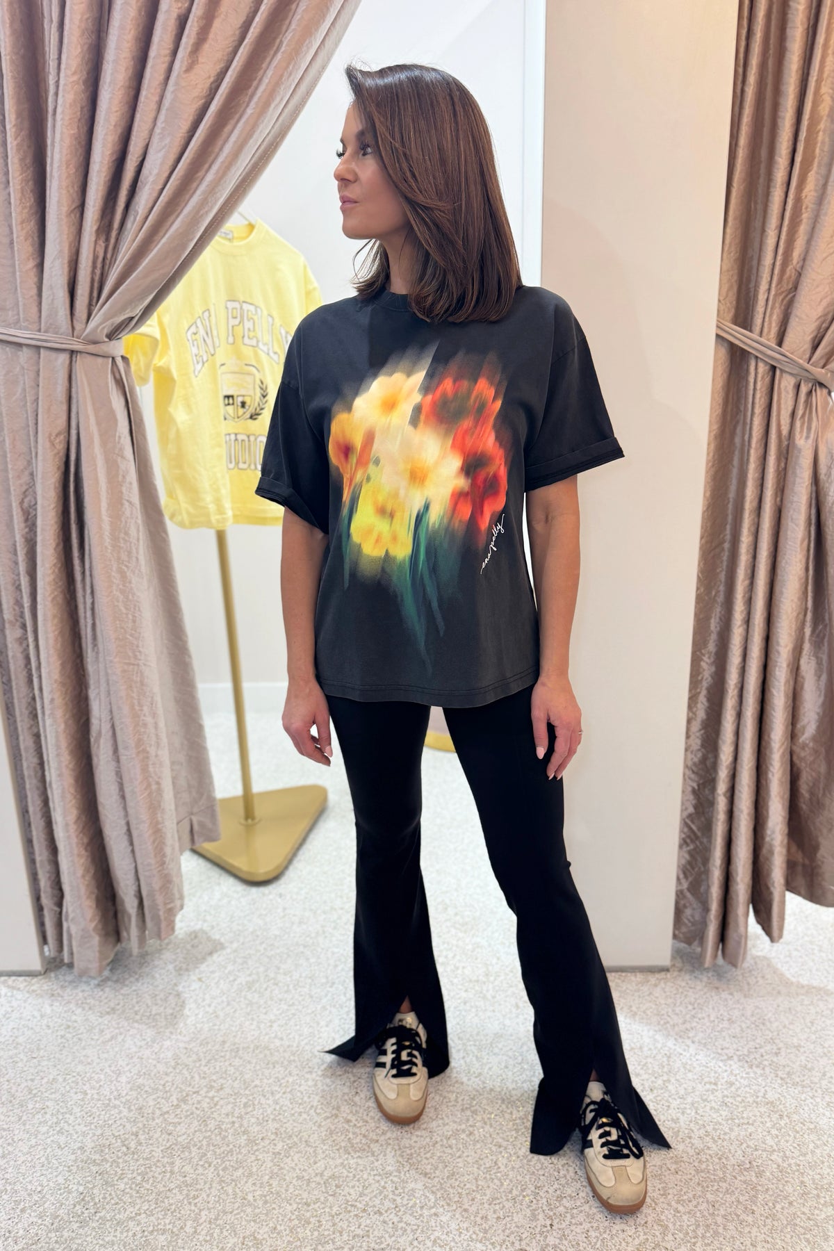 Ena Pelly Blurred Sunflowers Tee | Vintage Black