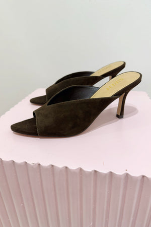 Siren Mabel Point Toe Mule | Brown Suede