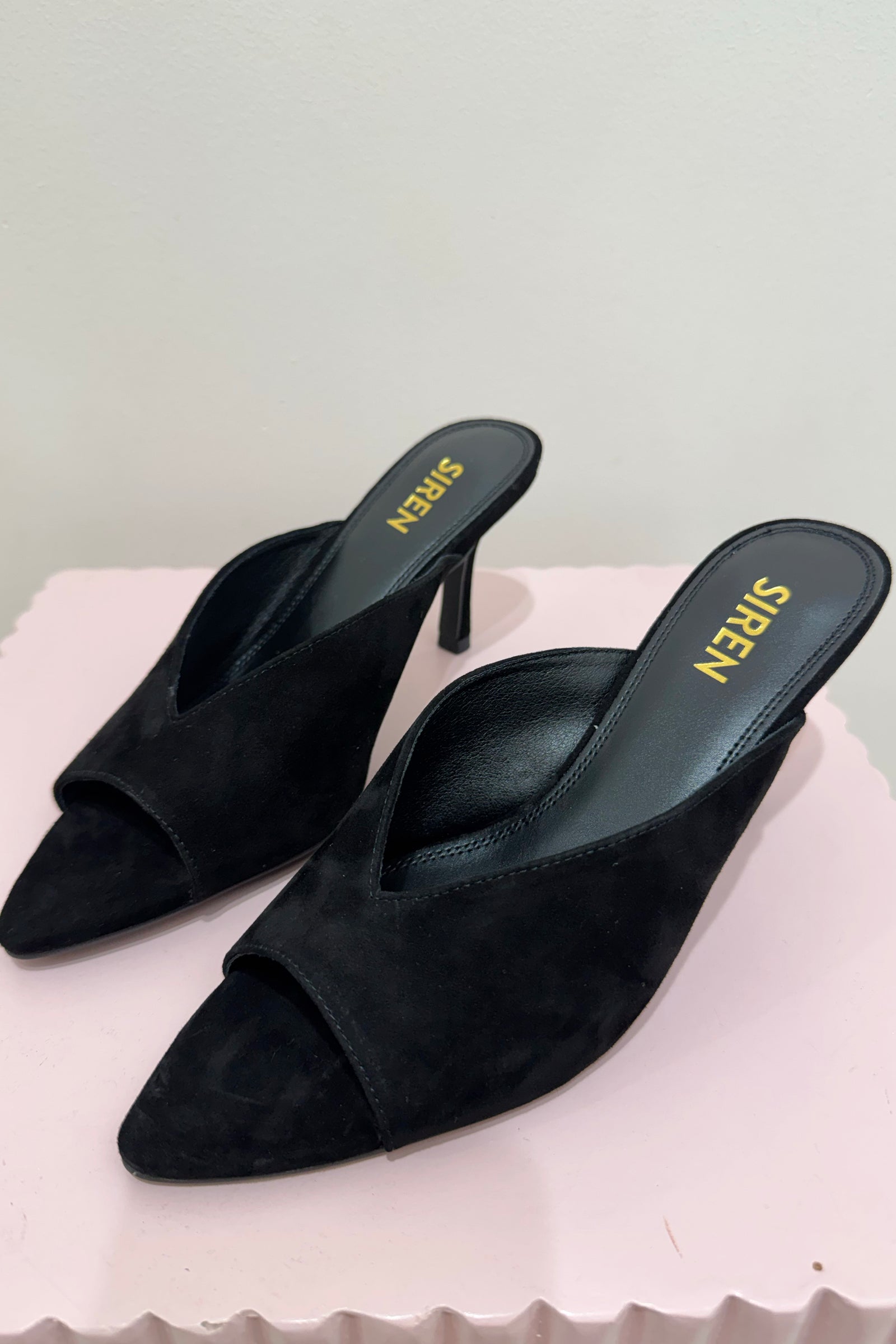 Siren Mabel Point Toe Mule | Black Suede