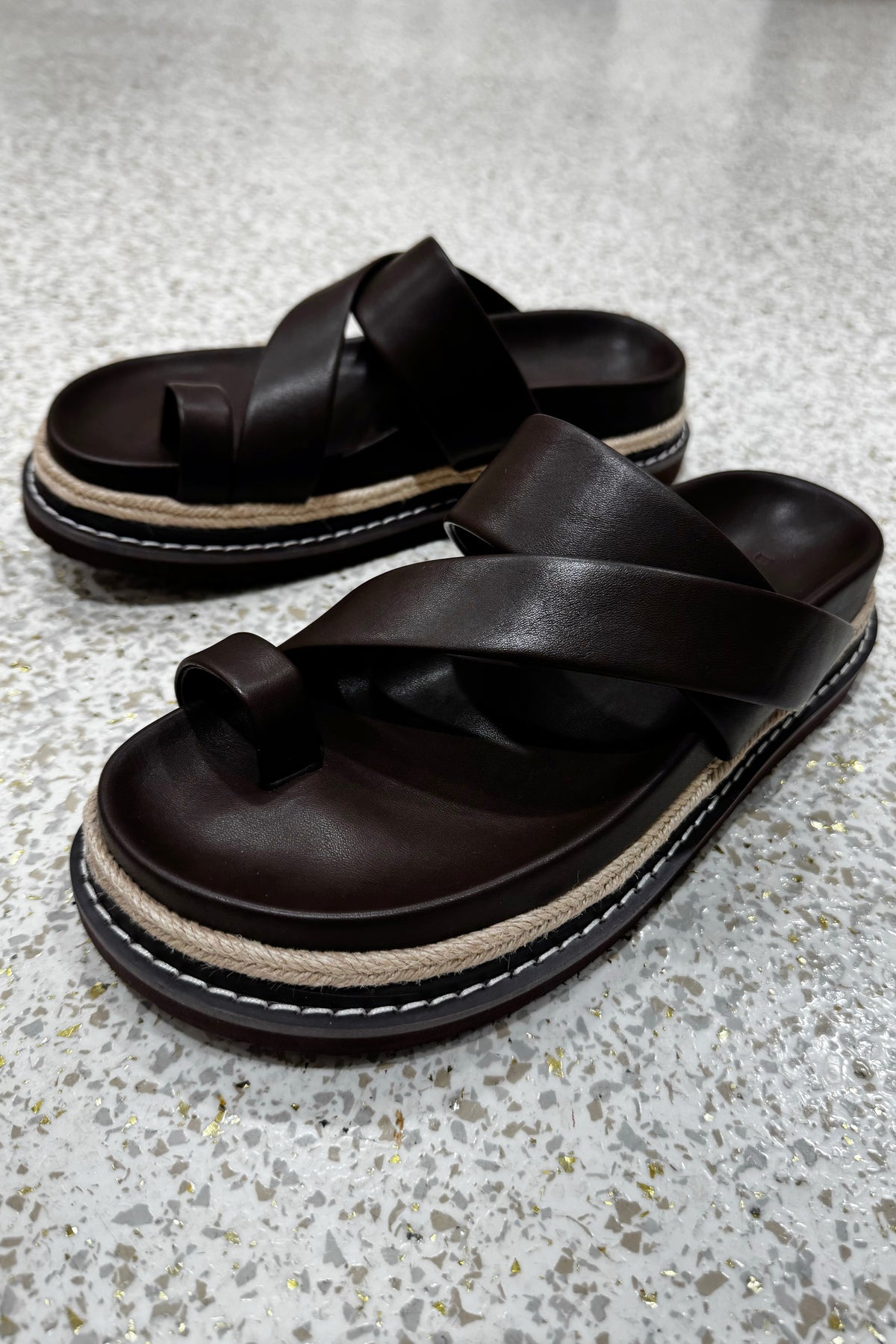 Billini Armas Platform Slide | Chocolate