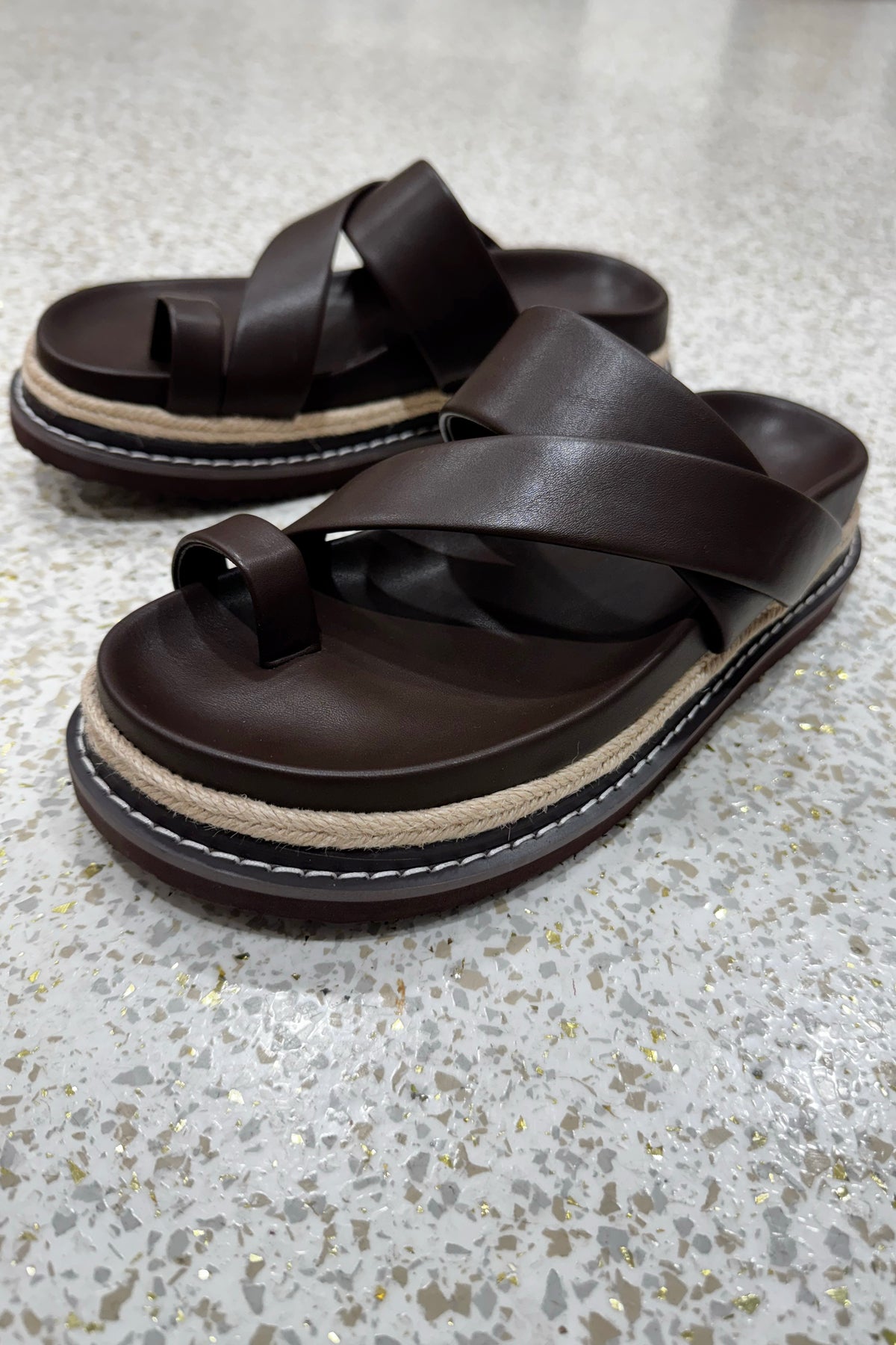 Billini Armas Platform Slide | Chocolate