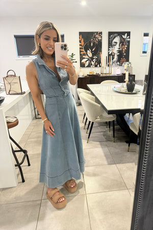 Chosen By Fifi & Annie A Date With Destiny Denim Midi Dress | Mid Blue