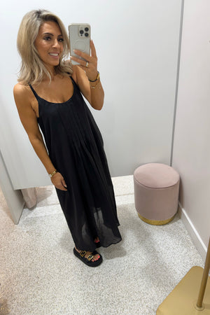Chosen By Fifi & Annie The Esther Maxi Dress | Black
