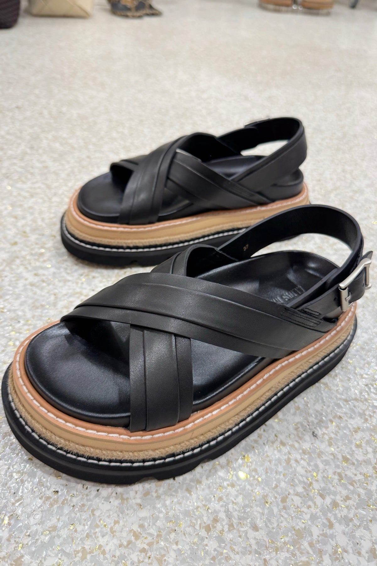 Alias Mae Veena Platform Sandal | Black Leather