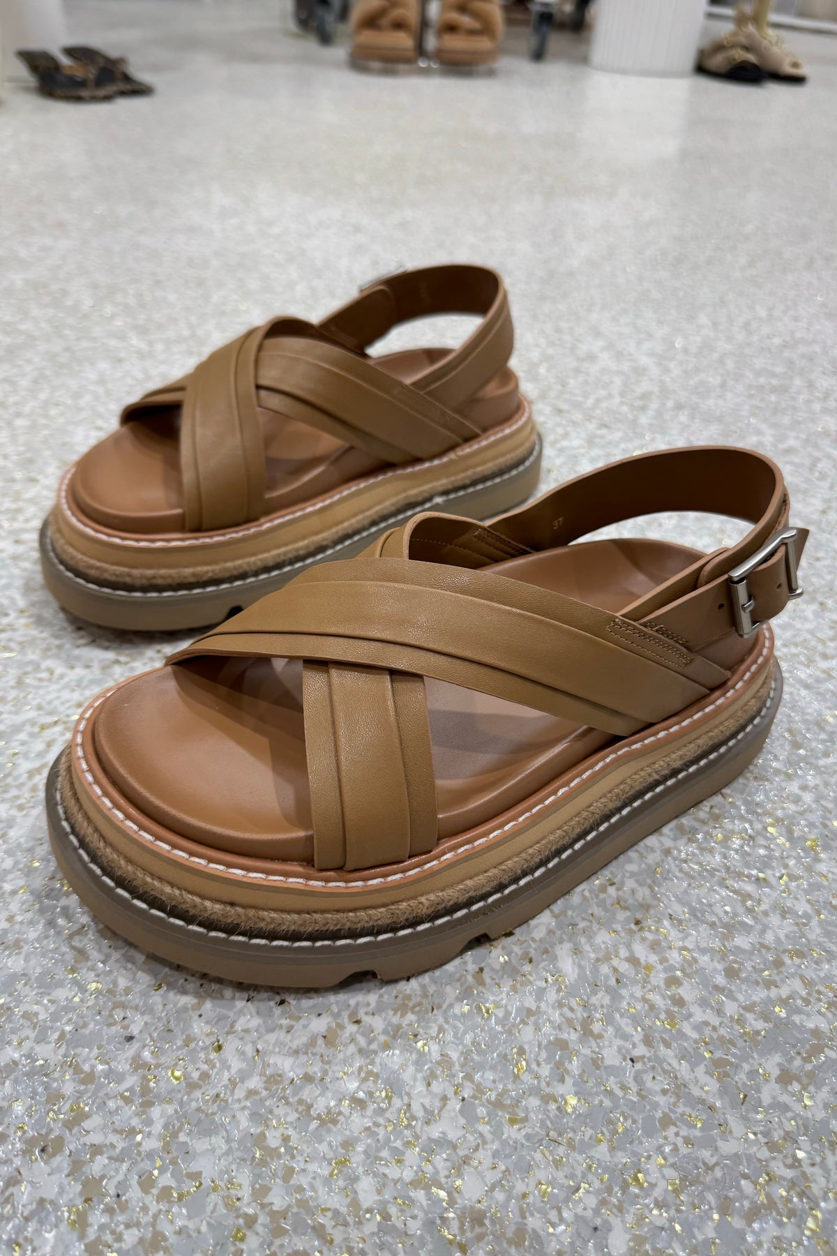 Alias Mae Veena Platform Sandal | Camel Leather