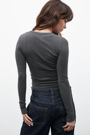 Bayse Brand Nyla Top | Dark Heather Grey