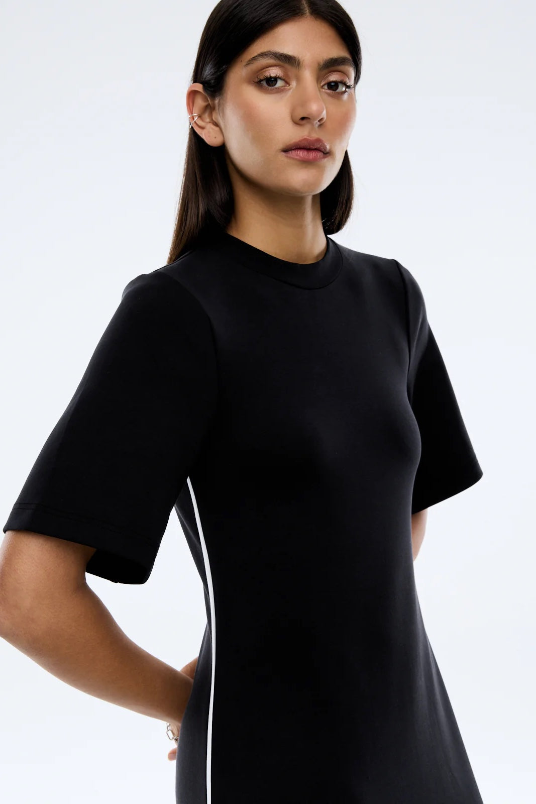 Ena Pelly Sarah Short Sleeve Midi Dress | Vintage Black || USE CODE: SAVE50 ( FINAL SALE _ NO RETURNS)