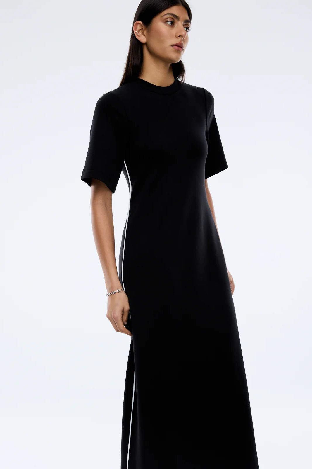 Ena Pelly Sarah Short Sleeve Midi Dress | Vintage Black || USE CODE: SAVE50 ( FINAL SALE _ NO RETURNS)