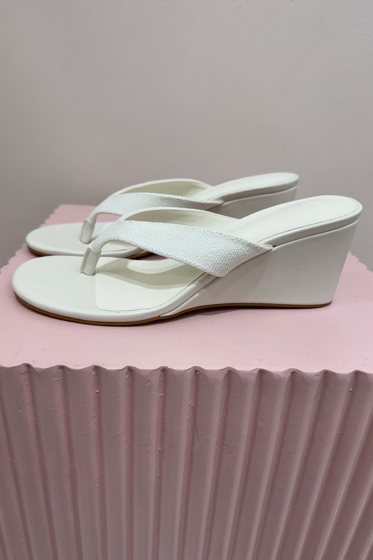 Billini Tiggy Wedge | Cream Linen