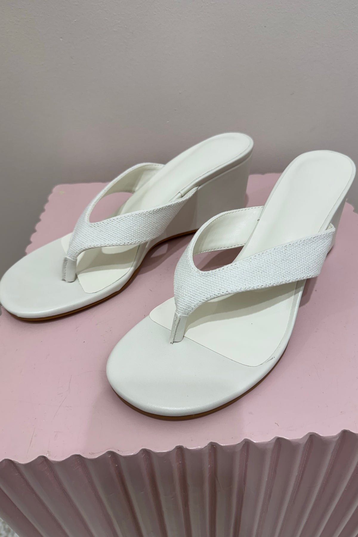 Billini Tiggy Wedge | Cream Linen