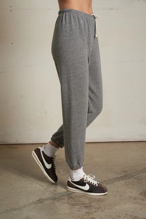 Perfect White Tee Johnny French Terry Easy Sweat Pant | Dark Heather Grey
