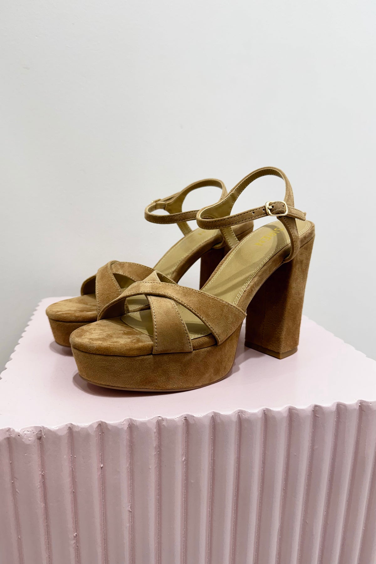 Siren Hannah Platform Heels | Camel Tan Suede