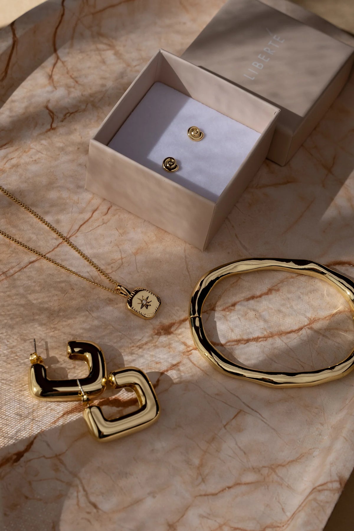 Liberte Kate Square Hoop | Gold