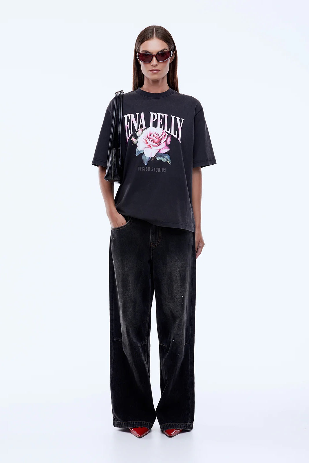 Ena Pelly Rose Tee | Vintage Black