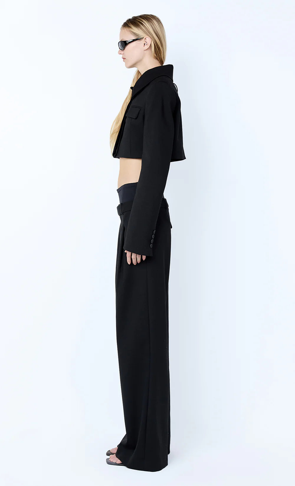 Bec + Bridge Mirren Cropped Blazer | Black