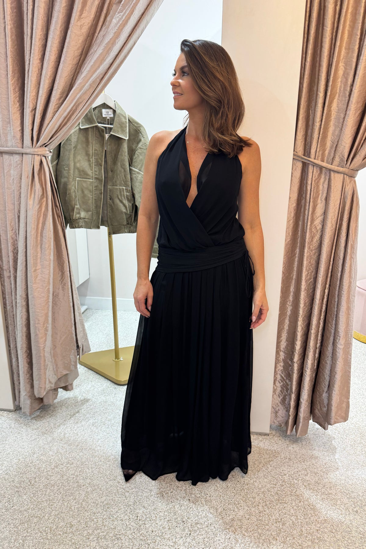 Bec + Bridge Jasmin V Maxi Dress | Black