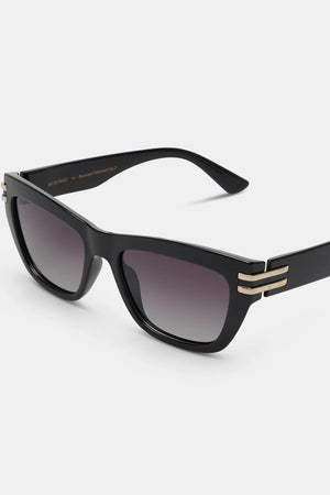 Locello Paige Sunglasses | Black / Smoke