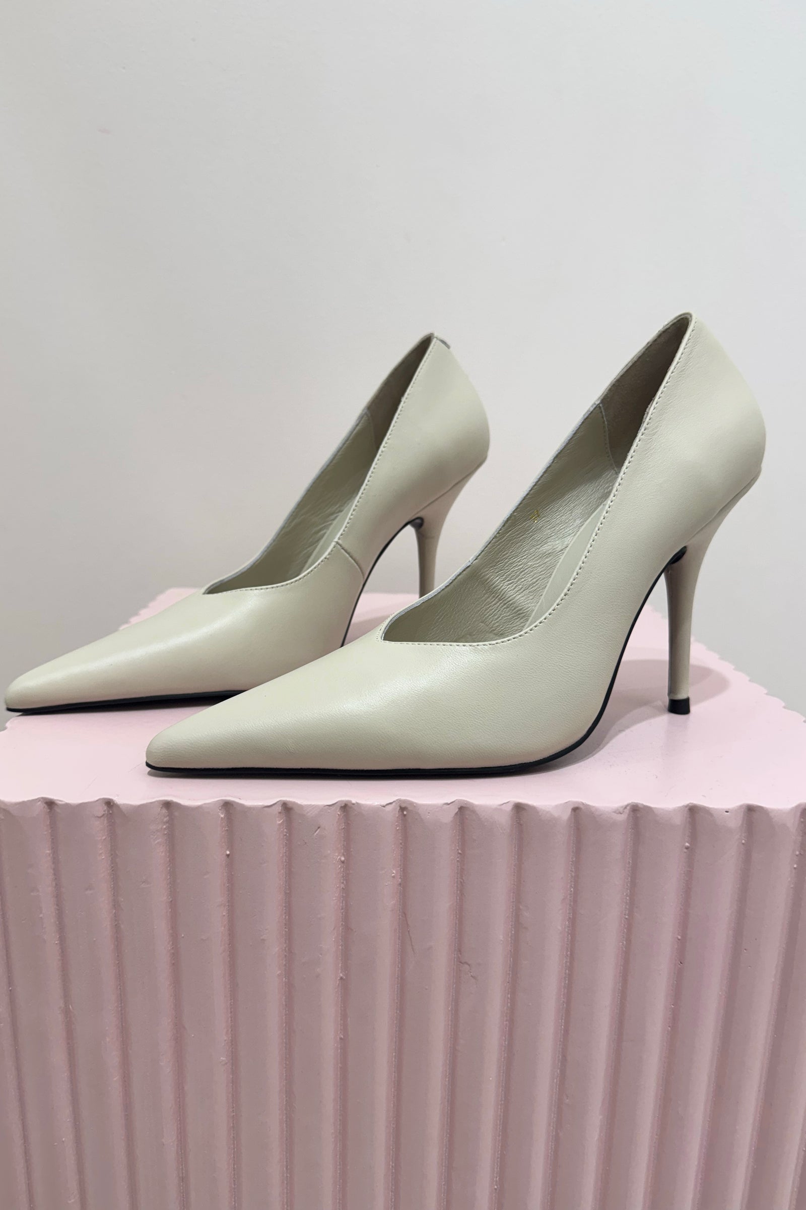 Alias Mae Lorali Pump | Bone