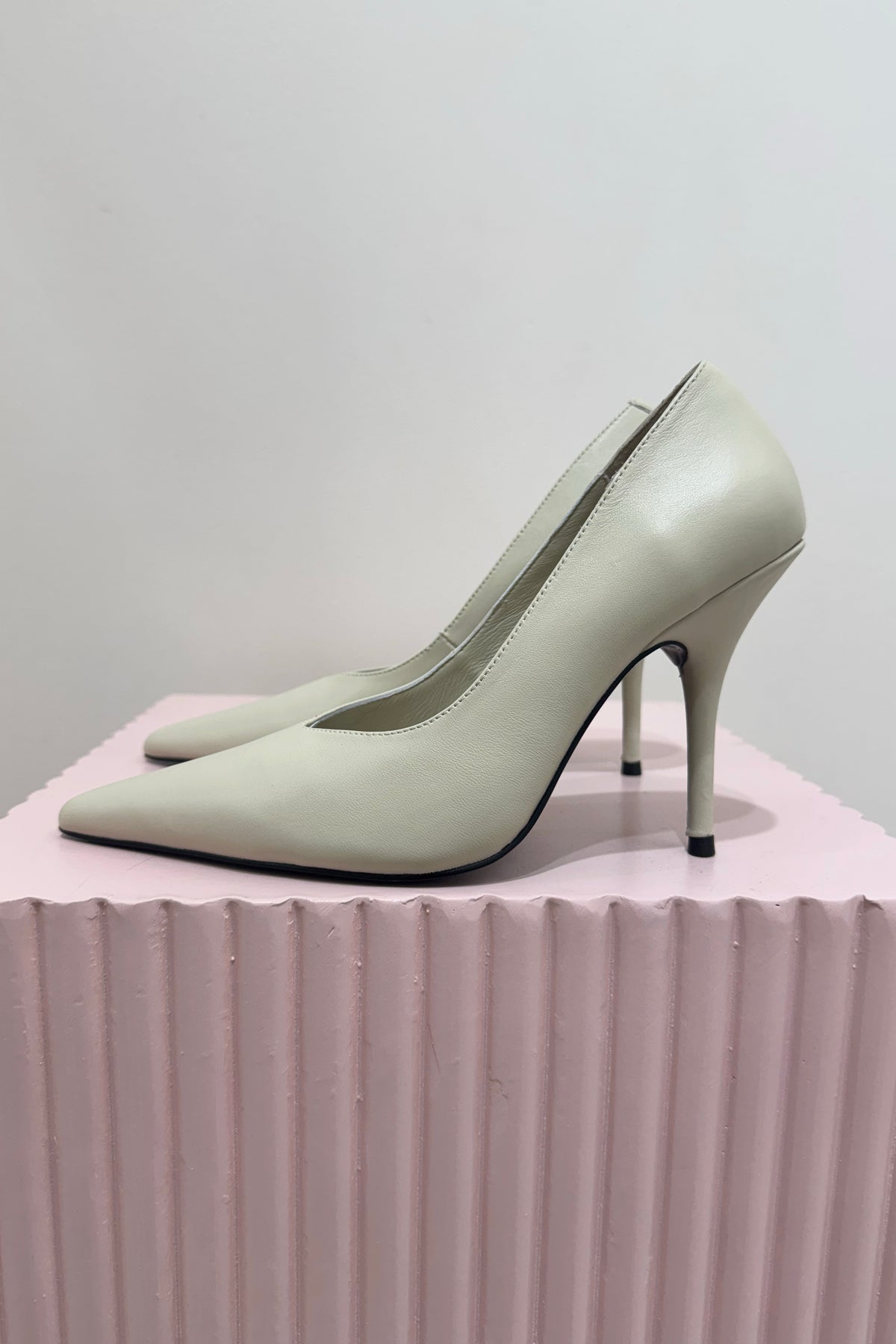 Alias Mae Lorali Pump | Bone