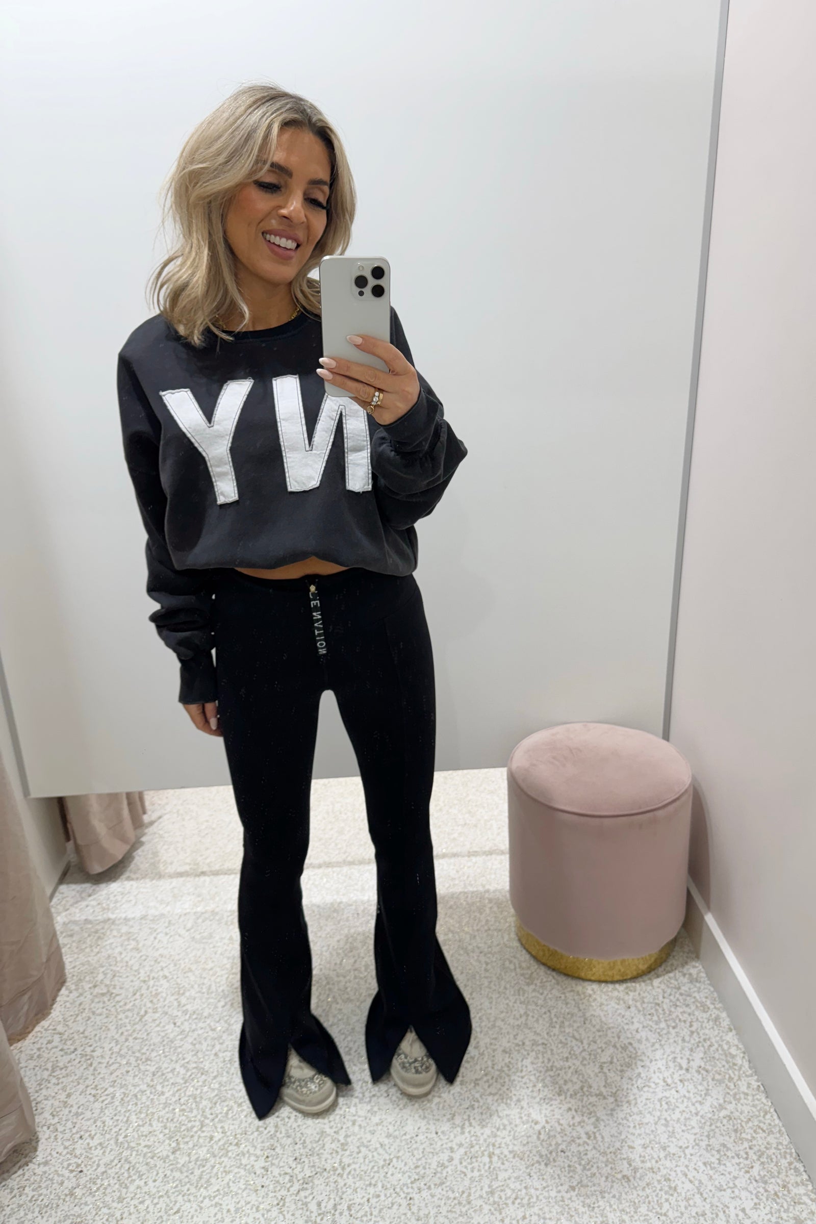 The Laundry Room Big In NY Jumper | Black Snow