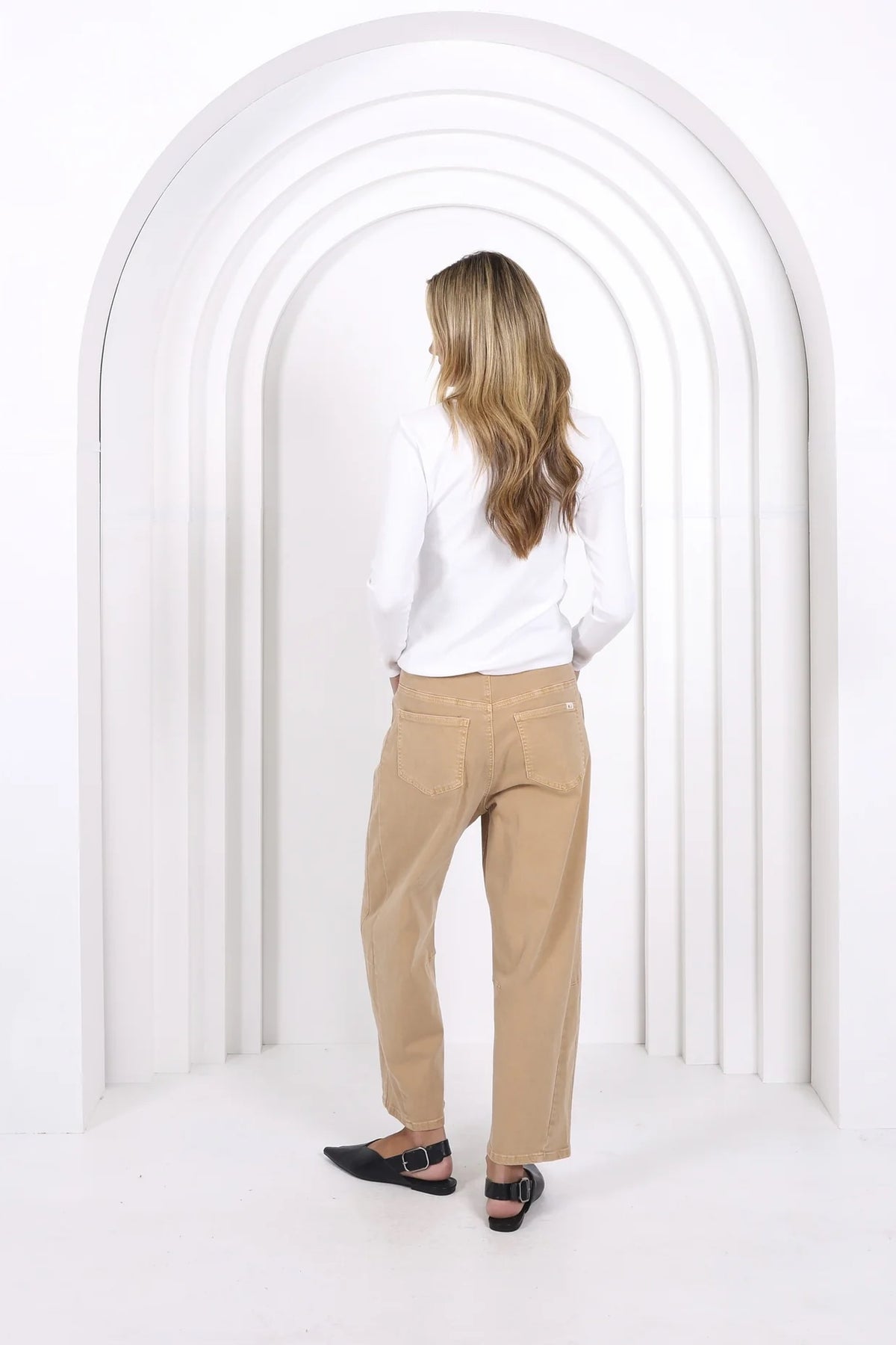 Chosen By Fifi & Annie The Tonia Relaxed Cropped Denim Jean | Clay