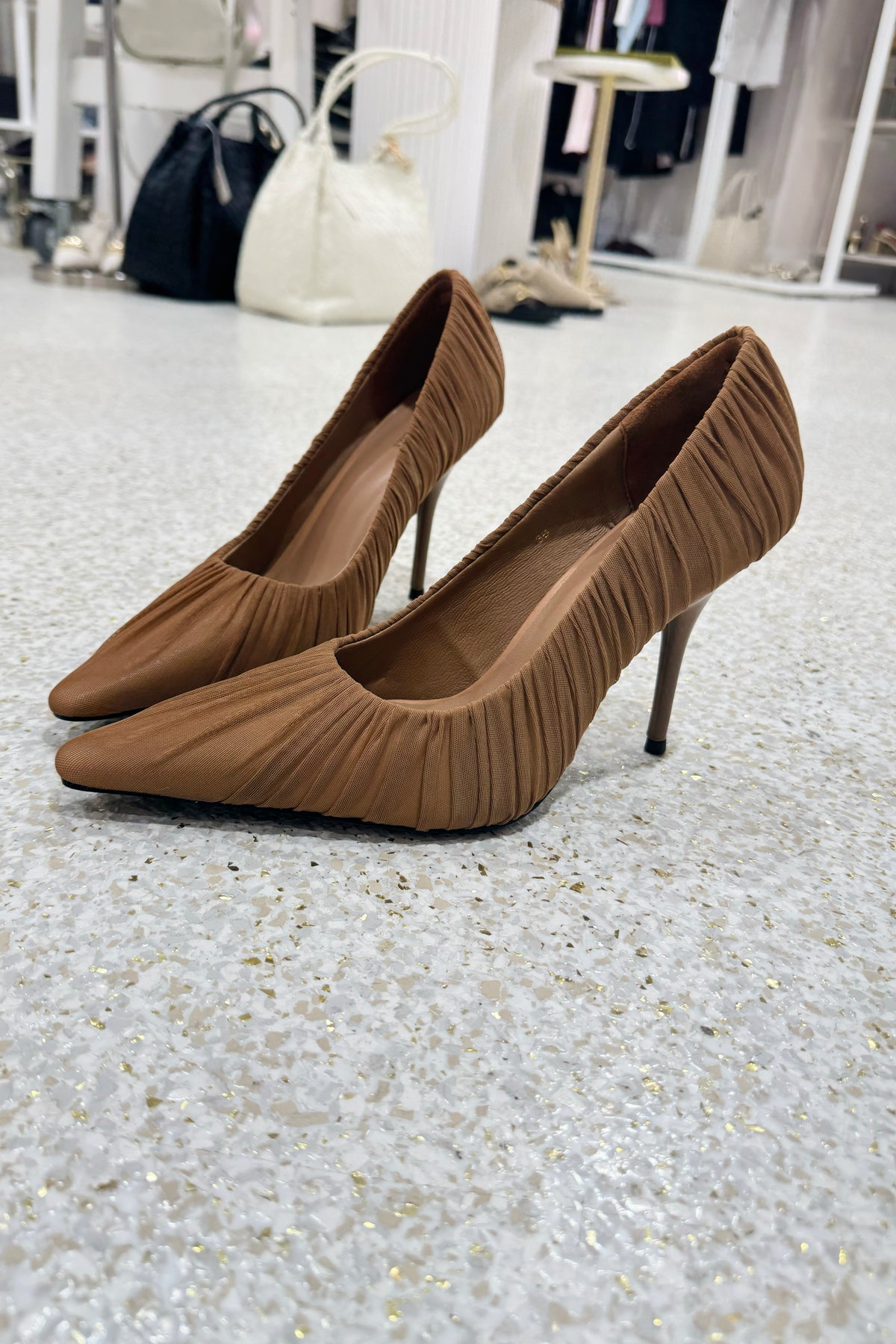 Alias Mae Dea Pump Heel | Mocha Mesh