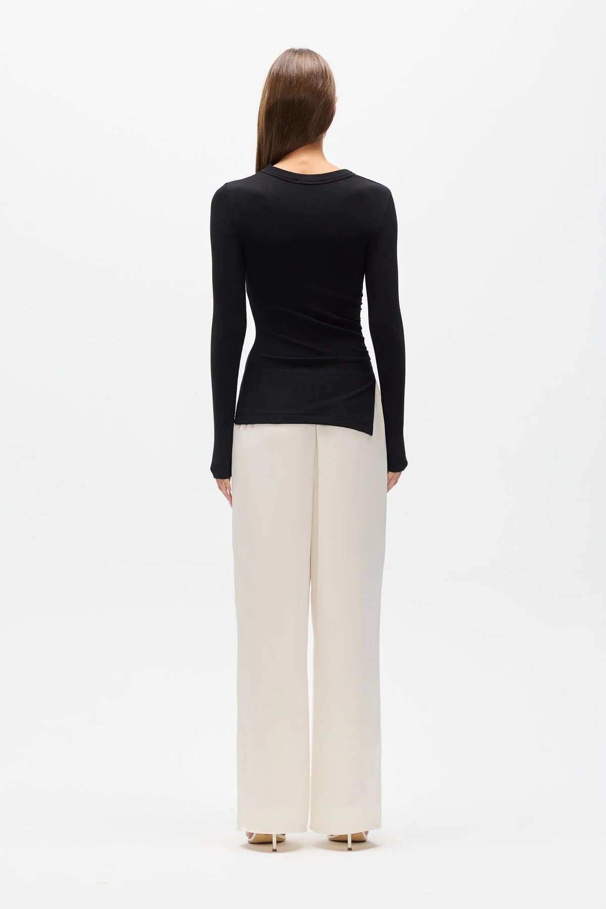 Bayse Brand Lana Long Sleeve Rouced Tee | Black