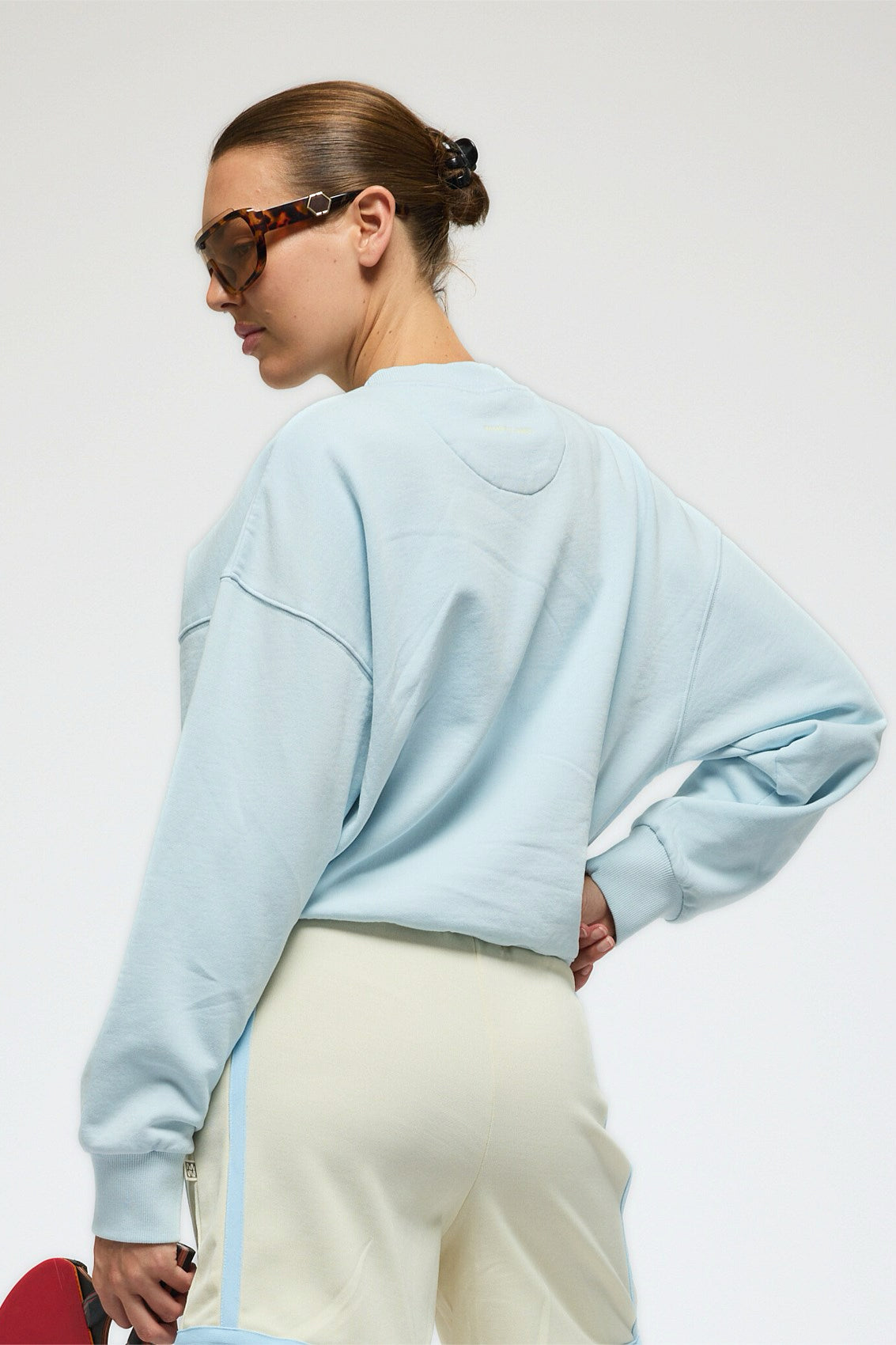 Araminta James Mi Scusi Sweatshirt | Washed Glacier