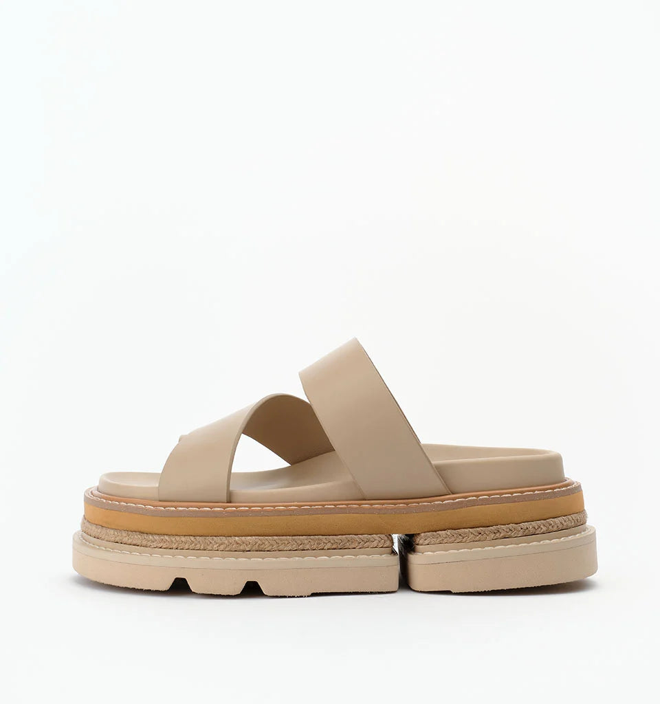 Alias Mae Vanna Platform Slide | Cream || PREORDER ETA 11/09/2026