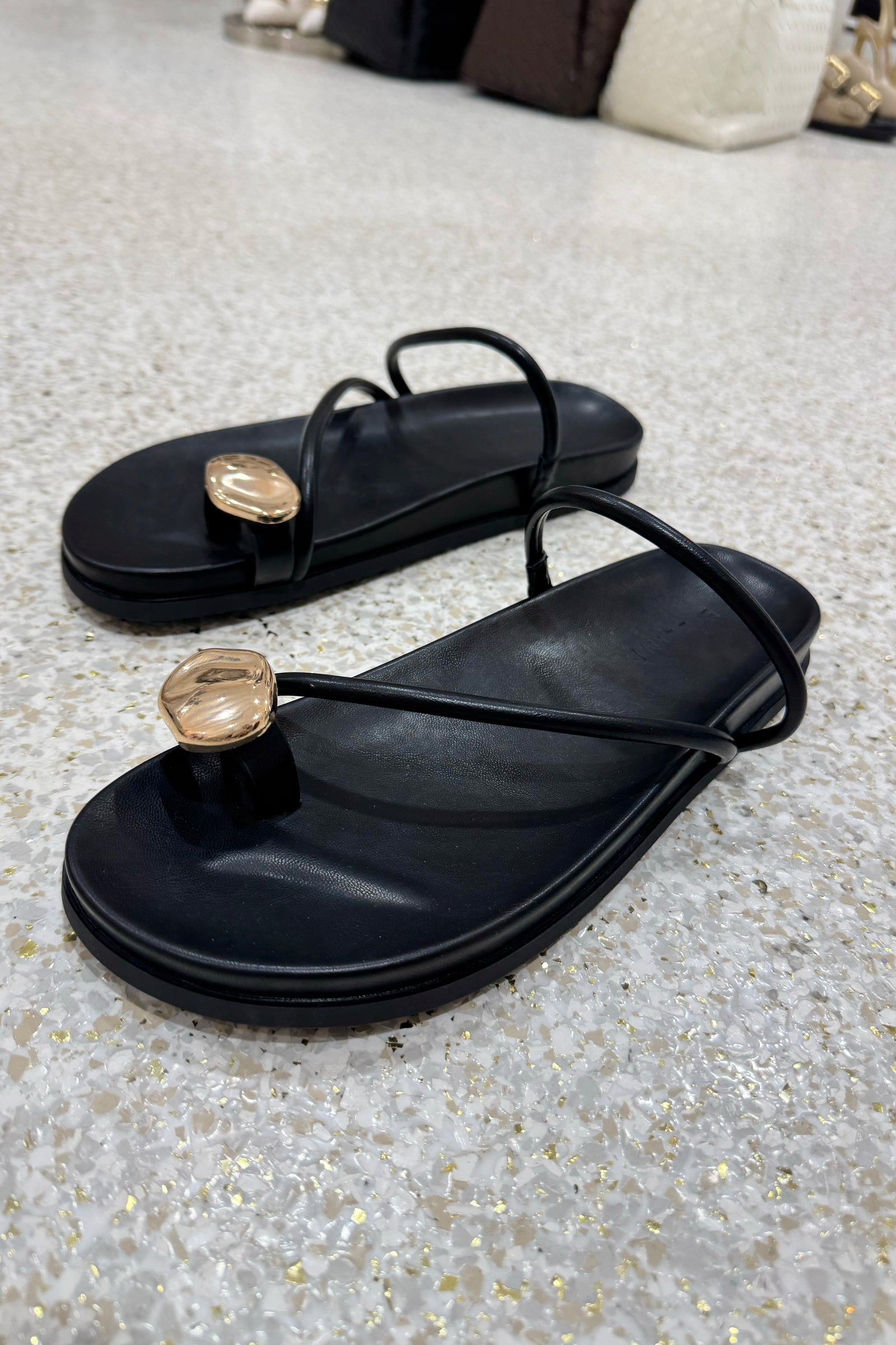 Billini Orabella Slide | Black