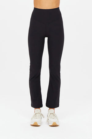 The Upside Peaced Thia Crop Flare | Black || PRE_ORDER ETA 27/10/2026