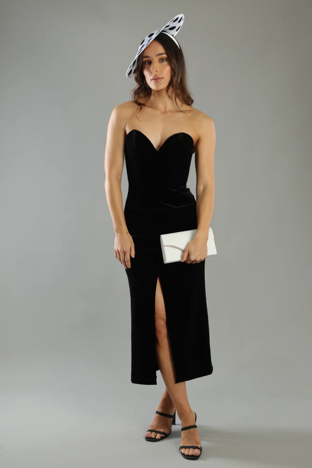 Morgan & Taylor Lucille Plate Fascinator | White