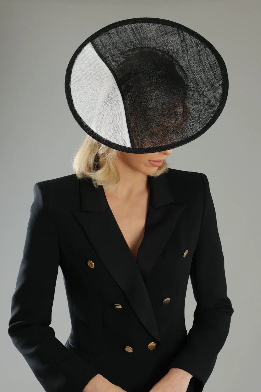 Morgan & Taylor Niah Plate Fascinator | Black