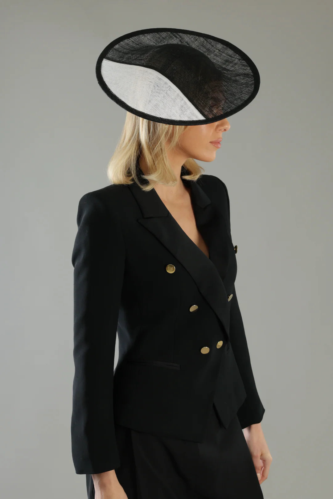 Morgan & Taylor Niah Plate Fascinator | Black