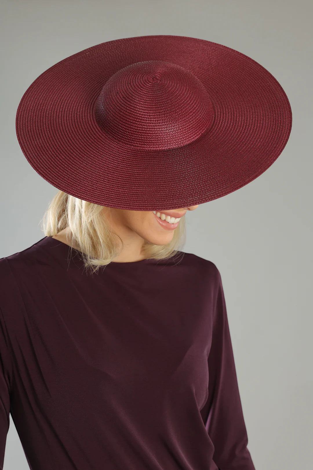 Morgan & Taylor Mona Plate Hat | Burgundy Red
