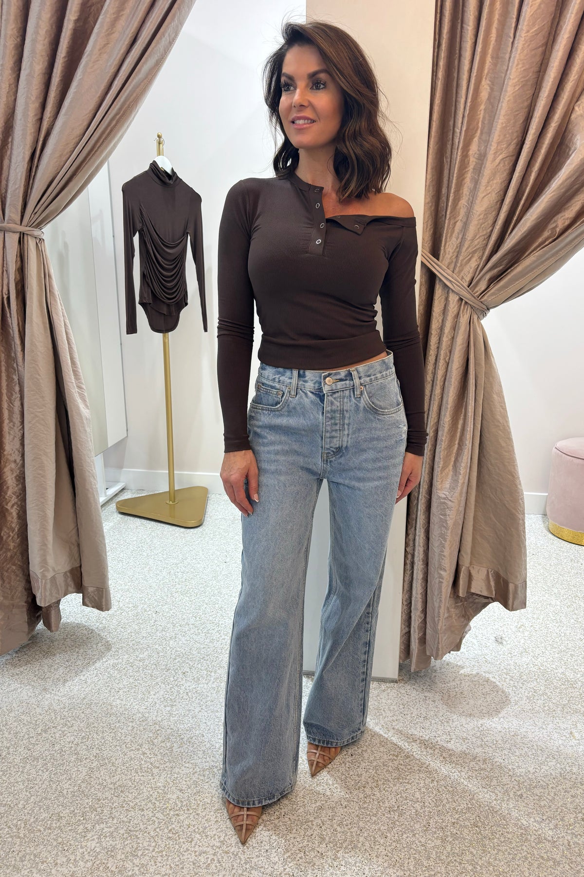 Bayse Brand Zinnia Top | Chocolate