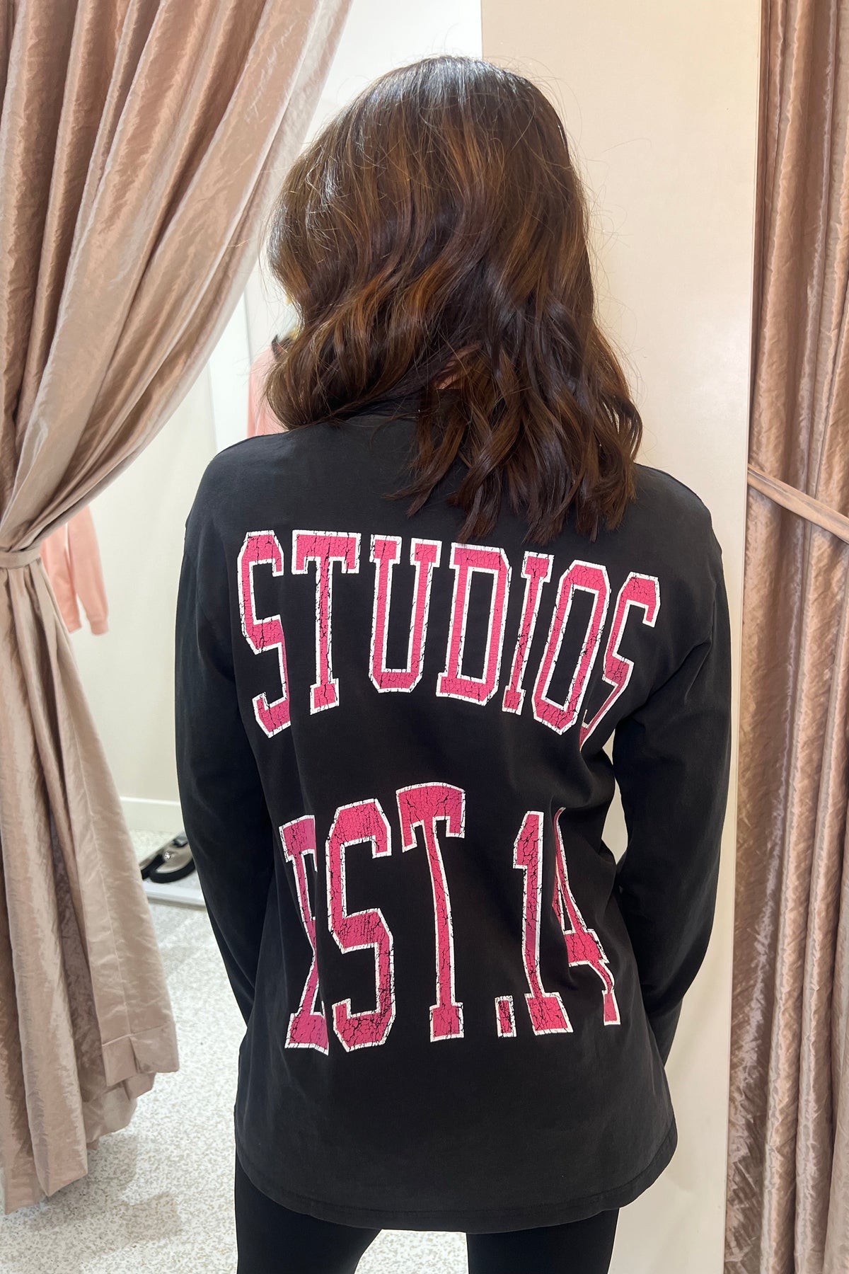 Ena Pelly Pink Kara Long Sleeve Tee | Vintage Black