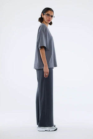 Ena Pelly Spray Heart Tee | Washed Grey