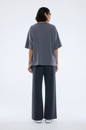 Ena Pelly Spray Heart Tee | Washed Grey
