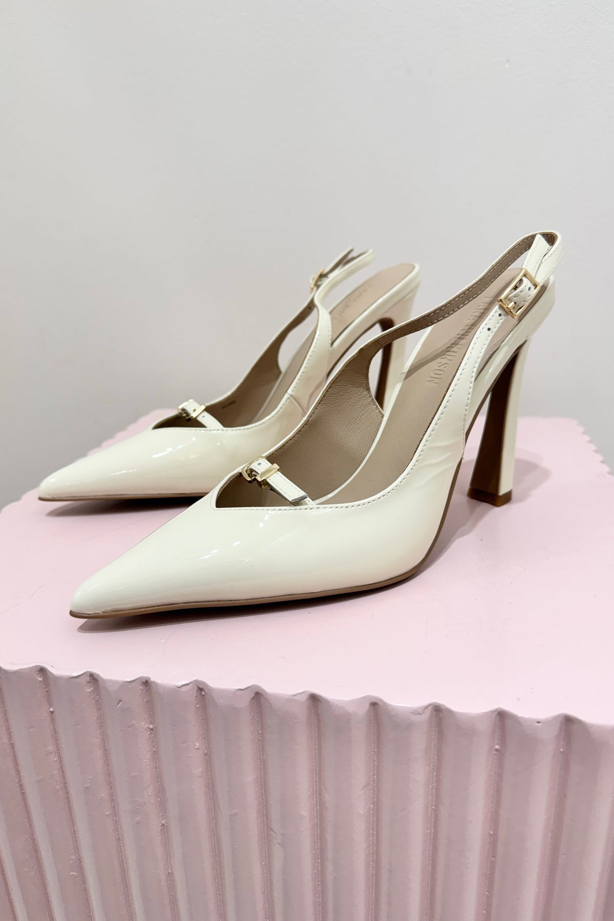 Lana Wilkinson Naomi Pump | Ivory