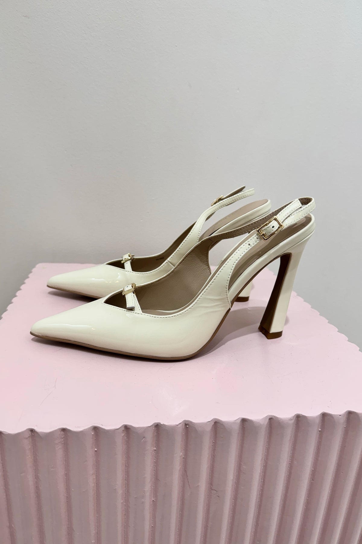 Lana Wilkinson Naomi Pump | Ivory